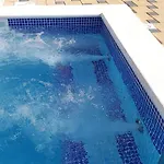 Villa Luxury Star Lights - Heated Pool, Hot Tub, Gym, Billiard *