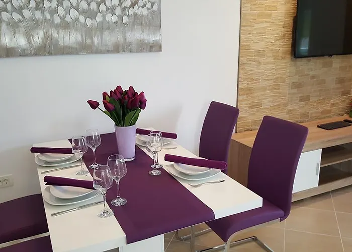 Luxury Star Lights - Heated Pool, Hot Tub, Gym, Billiard Villa