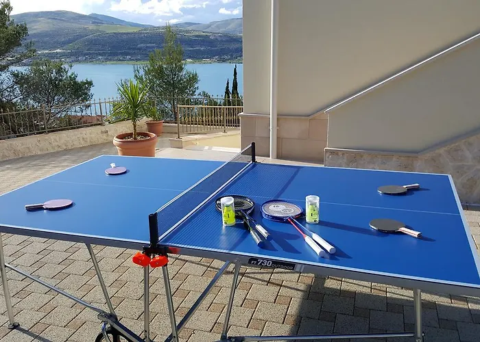 Luxury Star Lights - Heated Pool, Hot Tub, Gym, Billiard Villa *